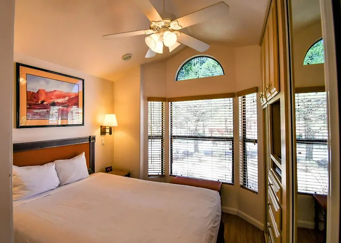 Getaways At Pines Aparthotel 3*