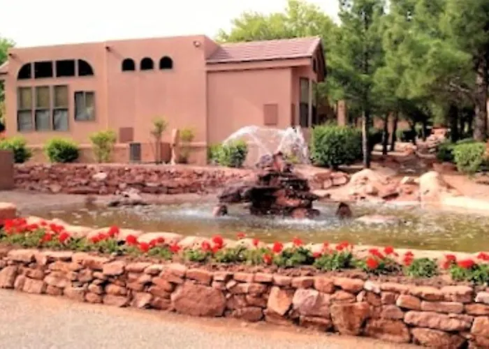 Aparthotel Getaways At Pines 3*